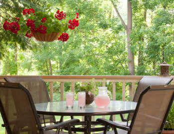 Alpine Haus Bed & Breakfast Inn Vernon Ngoại thất bức ảnh